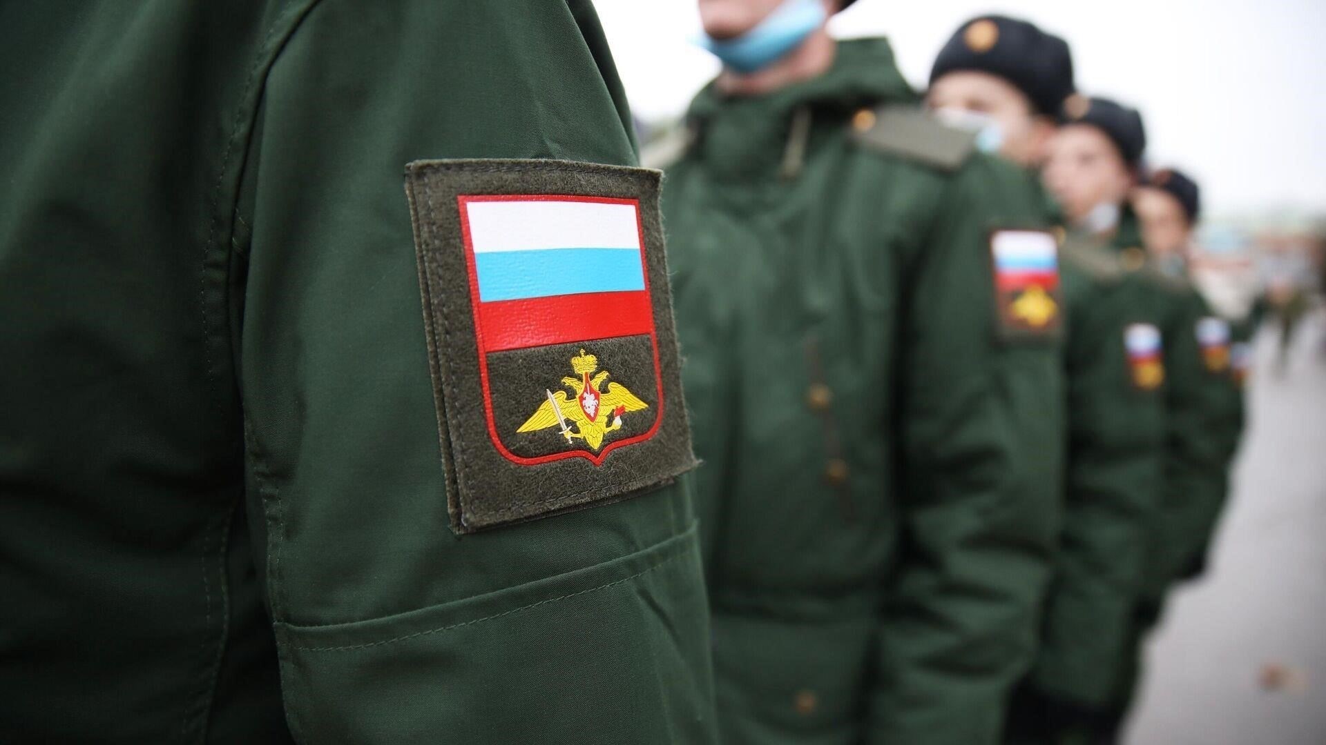 Семейные обстоятельства: Наличие иждивенцев или основной уход за членами семьи может позволить вам получить освобождение от воинской обязанности. Это зависит от местных законов и правил.