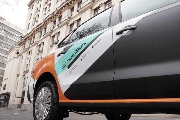 Какой стаж вождения требуется для аренды автомобиля