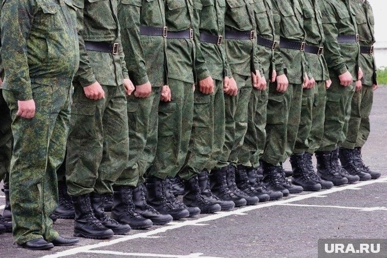 Можете ли вы продолжать работать в ожидании призыва?