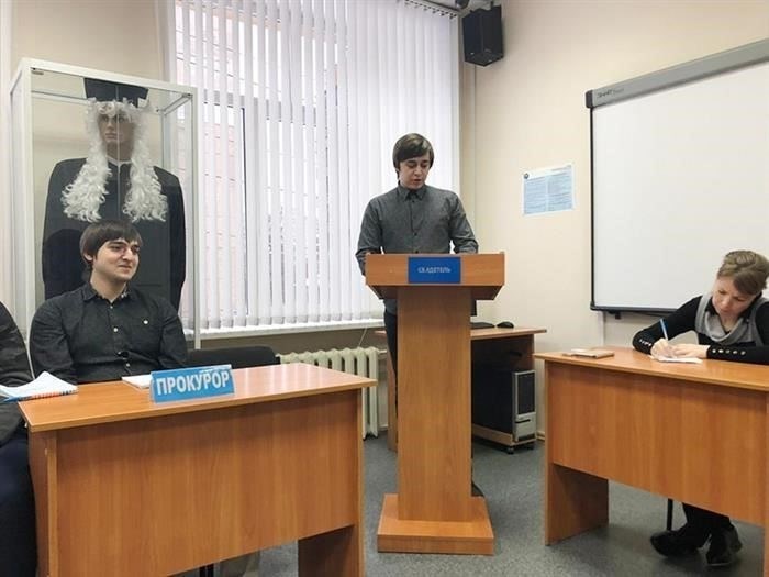 Долгосрочный контракт для женщин в армии: Плюсы и минусы