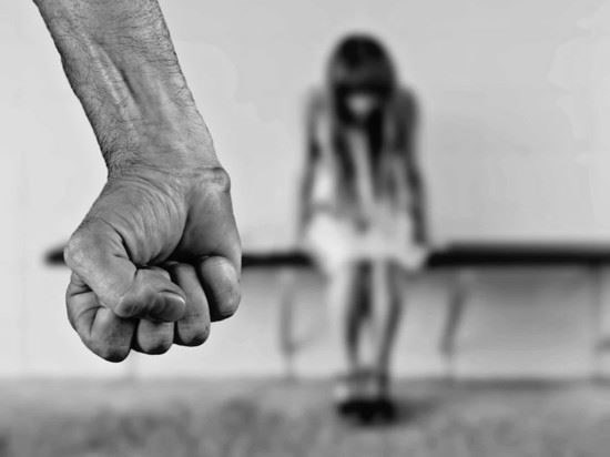 Домашнее насилие: Как оно наказывается в разных странах